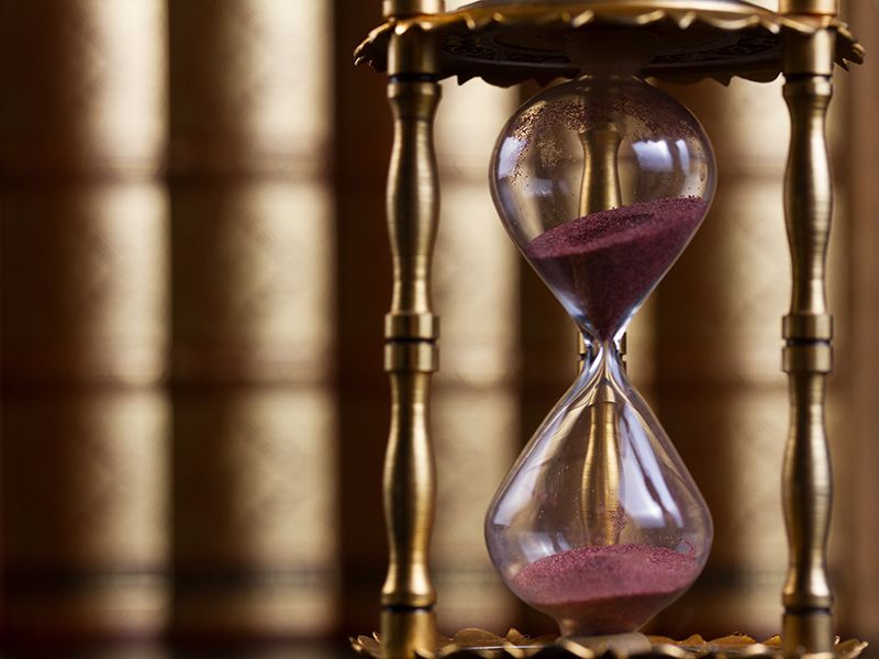 Reloj de arena. Imagen que hace referencia a las áreas de práctica.